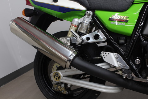 Kawasaki ZRX1200R マフラー