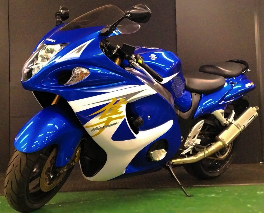 バイク館練馬店　圧倒的な快適性　スズキ GSX-1300R