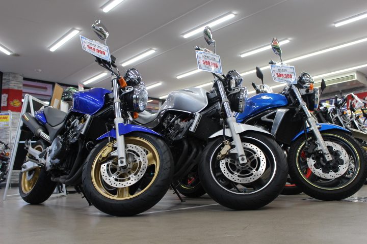 魅惑の２５０ｃｃマルチ！唸るサウンド響かせ怒号！