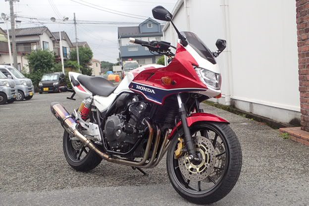 バイク館武蔵村山店　新入荷情報！王道400CC！［ホンダ CB400 SUPER BOLD'OR］