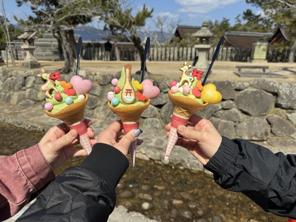 厳島神社ソフトクリーム