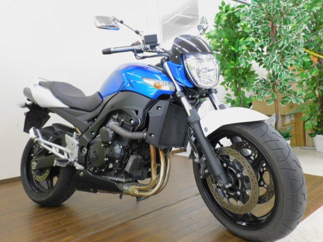 センターアップに惹かれませんか？『SUZUKI/GSR400』【バイク館門真店】