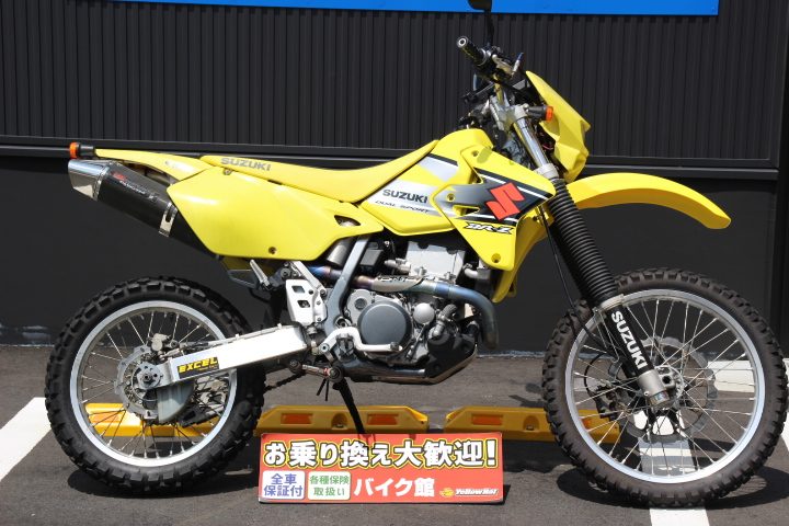 スズキ　DR-Z400S　ヨシムラマフラー装備　店頭展示中です！