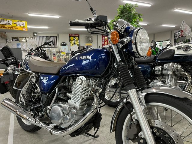 甲府店・ヤマハ「SR400」ファイナルエディションのご紹介 | 中古・新車バイクの販売・買取【バイク館SOX】