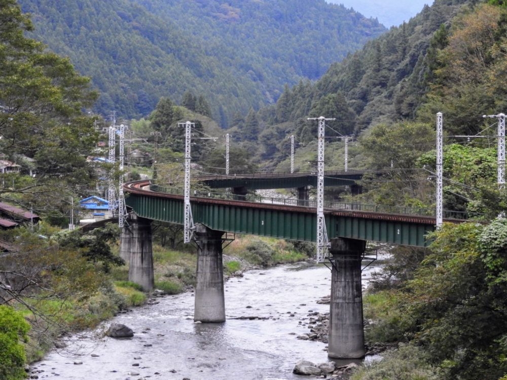 渡らずの鉄橋