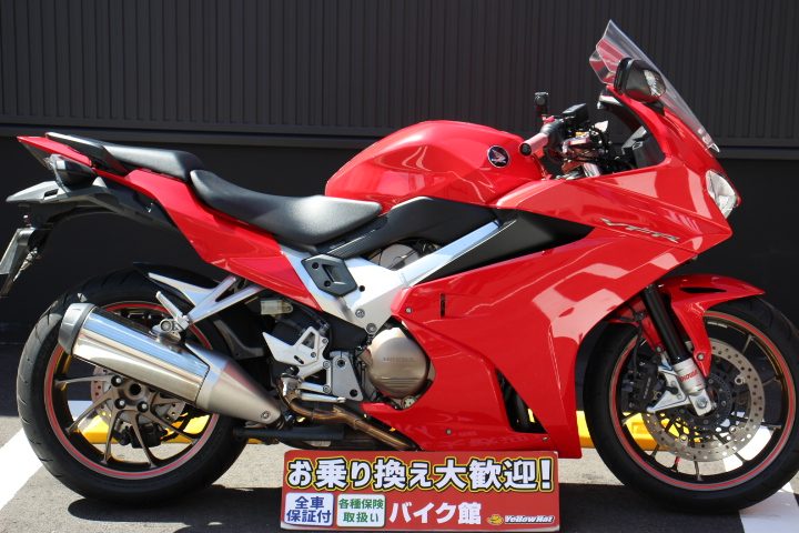 ホンダ　VFR800F　入荷しました！