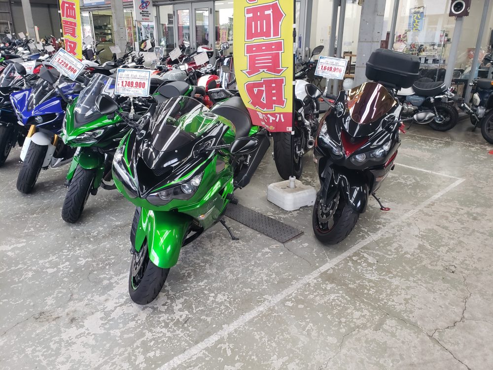 カワサキ ZX-14R　2台入荷いたしました！！