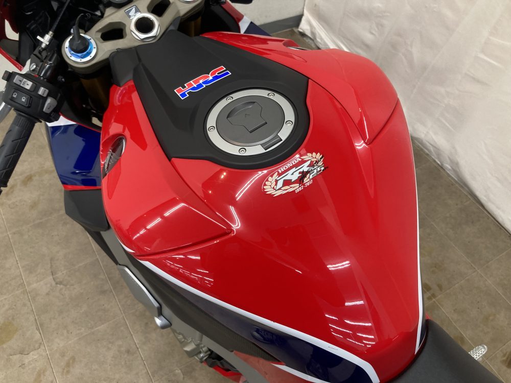 CBR1000RR　25