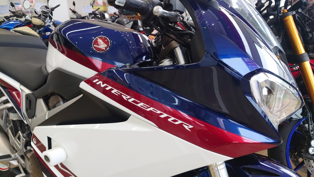 HONDA　VFR800「インターセプター」入荷しました！～ツーリング情報という名の食い物屋情報もあるよ～