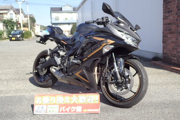 バイク館武蔵村山店　新入荷情報！ZX-25Rの上級仕様！［カワサキ ZX-25R SE］