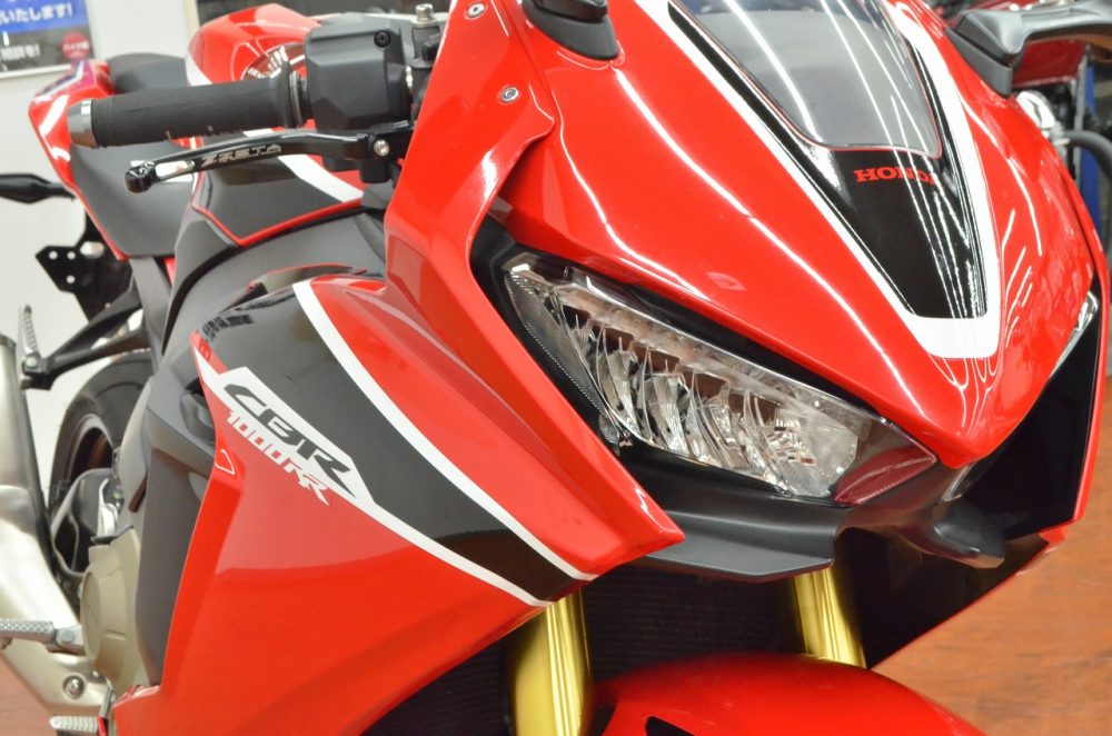 中古車 HONDA CBR1000RR 2017年モデル