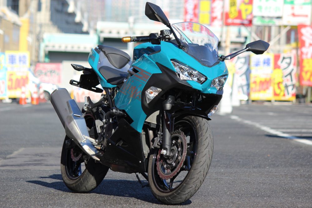 車両紹介【  カワサキ　NINJA400  】