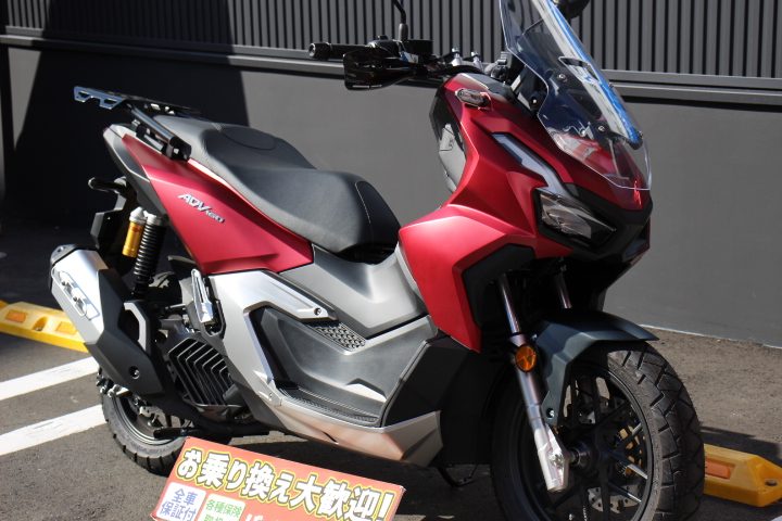 ホンダ　ＡＤＶ１６０　マルチウイングキャリア　マルチバー装備　ワンオーナー車　展示しています！