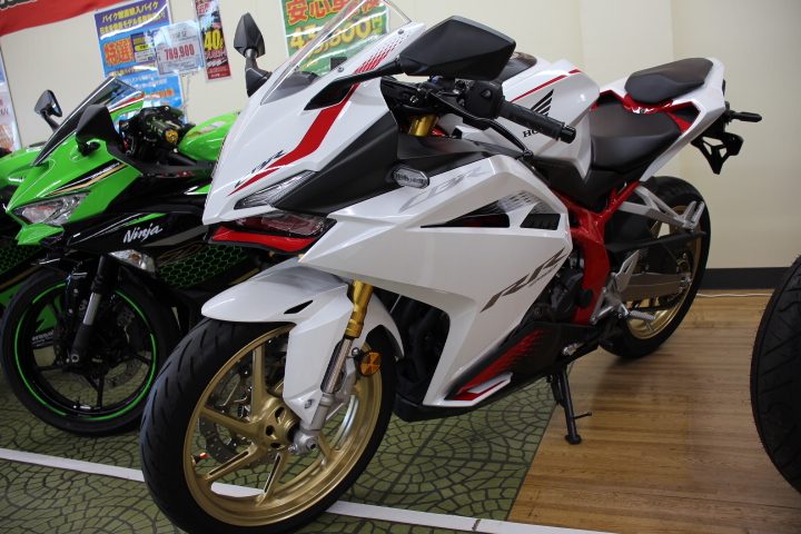 250ccスポーツバイク新入荷！