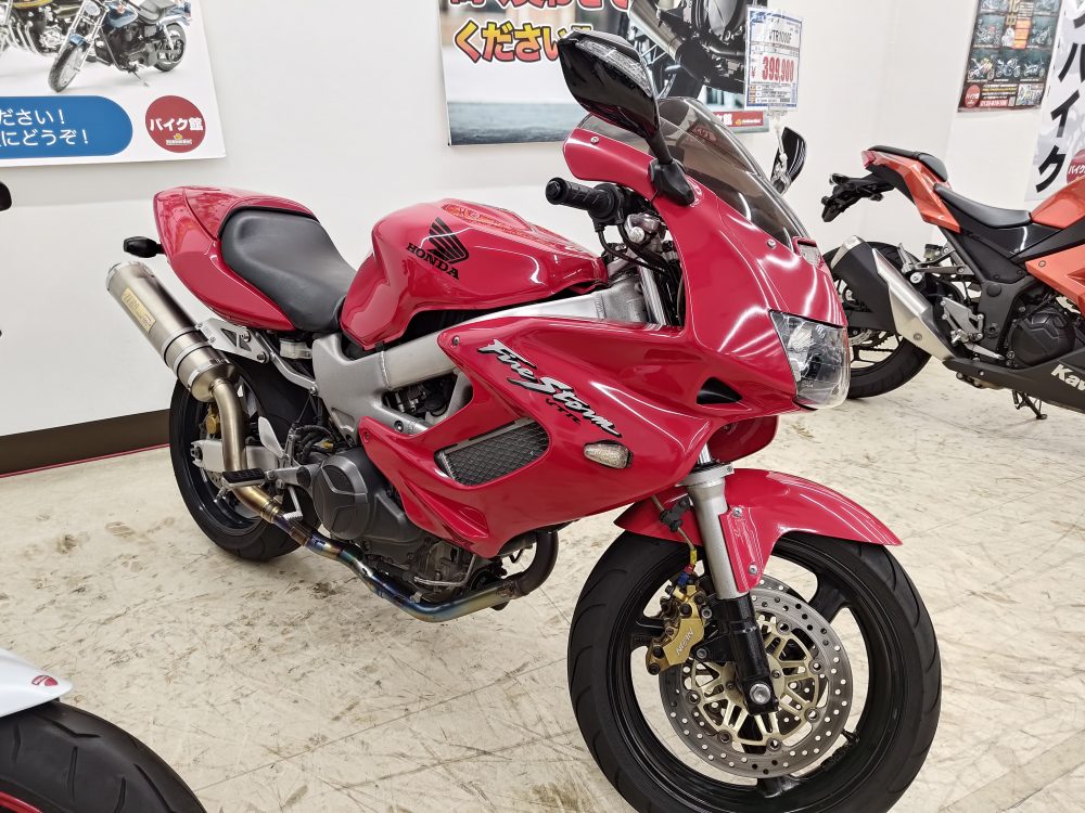 バイク館練馬店☆入荷車両の御紹介☆HONDA VTR1000F☆ | 中古・新車バイクの販売・買取【バイク館SOX】