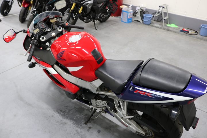 バイクのコーティング！？新入荷車両紹介！