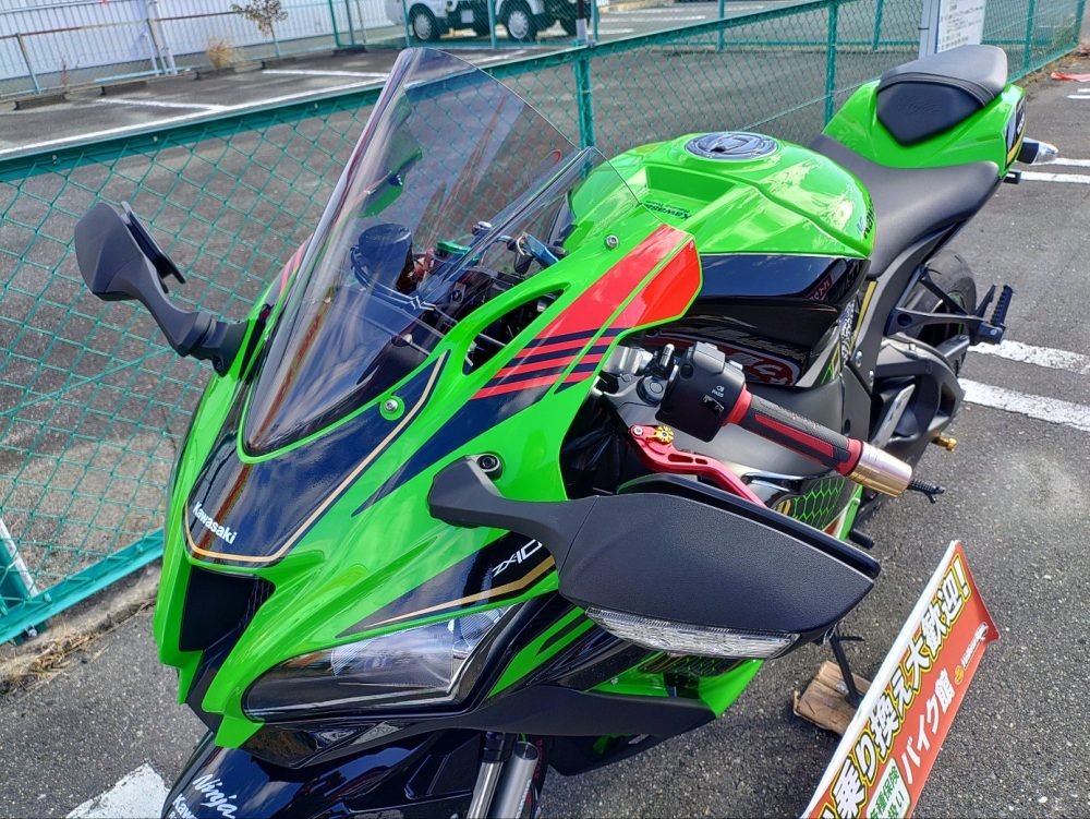 カワサキ　ＺＸ－１０Ｒ　ＫＲＴエディション展示中です！！