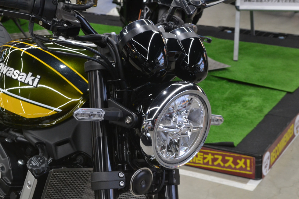 カワサキ Z900RS 【2020年モデル】スライダー ラジエーターガード BEET