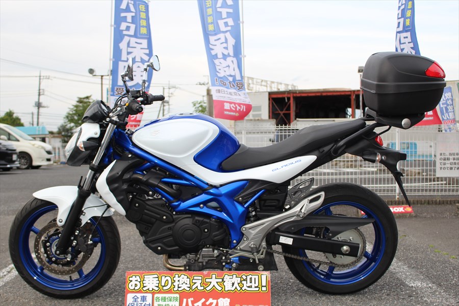 スズキ GLADIUS 400（グラディウス） GIVIリアボックス、リアキャリア