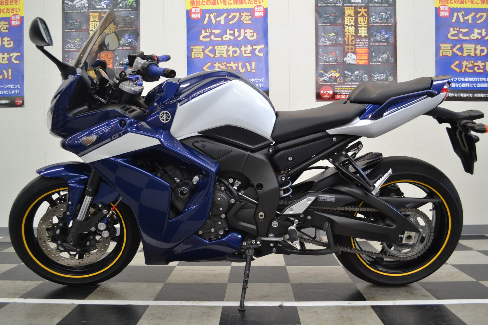 ヤマハ FZ-1 FAZER GT（フェザー） ２０１２年モデル 社外レバー