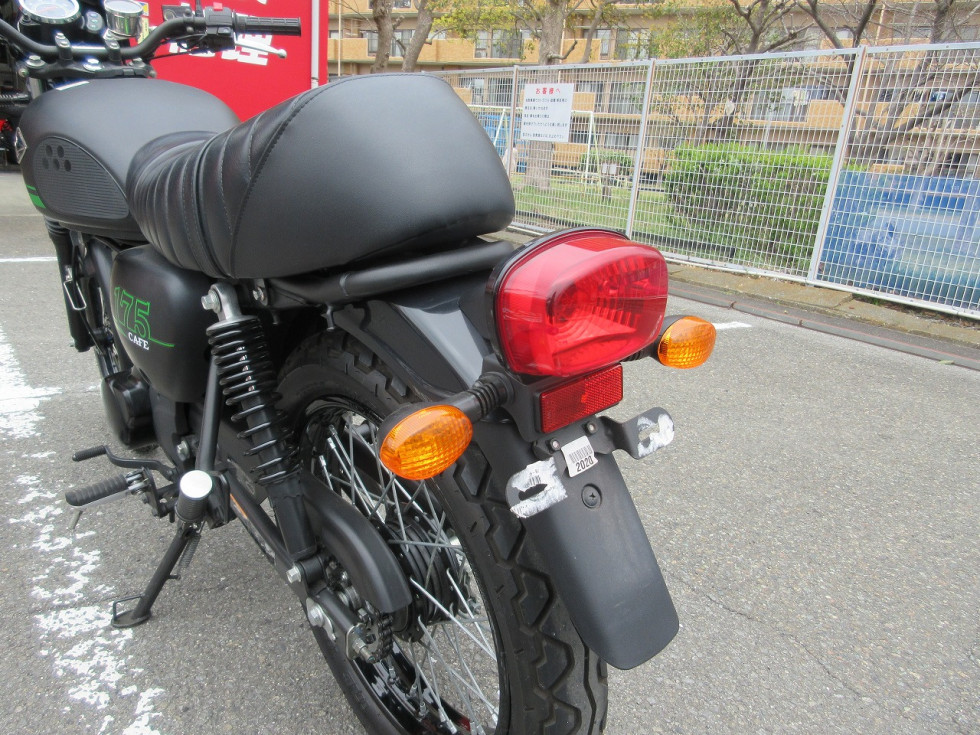 カワサキ W175 CAFE 【ワンオーナー車 USB電源付 タコメーター付】の詳細 | 中古・新車バイクの販売・買取【バイク館SOX】