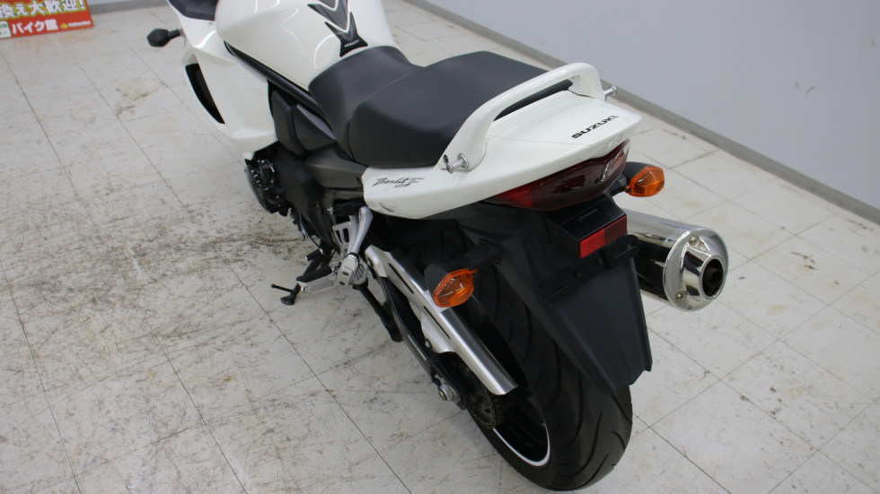 スズキ BANDIT 1250F（バンディット） 2010年モデル 転倒無し ETC装着の詳細 | 中古・新車バイクの販売・買取【バイク館SOX】