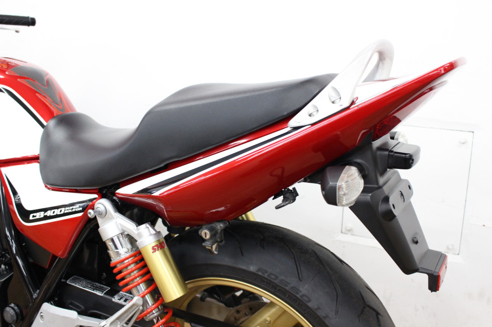 ホンダ CB400 SUPER BOLD'OR REVO（スーパーボルドール） 【☆ﾊﾞｯﾃﾘｰ新品交換ＣＰ☆】モリワキフルエキマフラー/ETC車載器 付き/USB電源付き/エンジンガード/ナポレオンミラー/スペアキー付き/シフトインジゲータ/の詳細 | 中古・新車バイクの販売・買取【バイク館SOX】